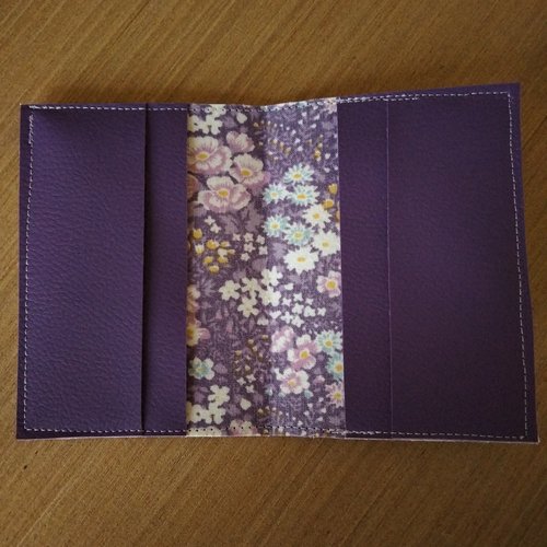Porte cartes - simili cuir - violet