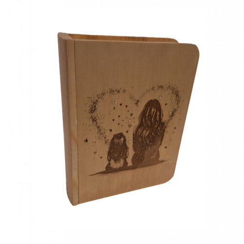 Livre tiroir en bois gravé mère et fille face à un rideau de cœurs boite à bijoux, trésors, souvenirs, coffret personnalisab