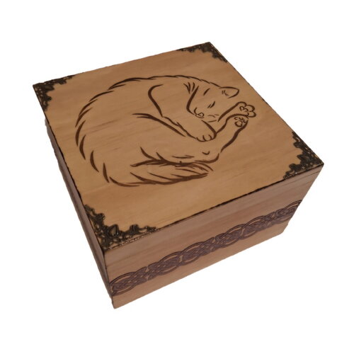 Urne funéraire en bois pour chat gravé d'un chat qui dort en boule et d'ornement de noeuds celtes