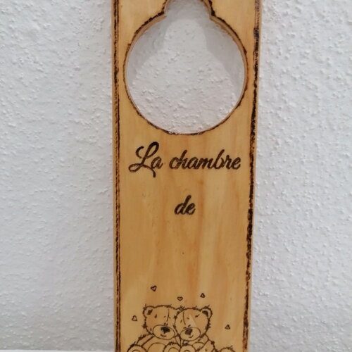 Plaque pour poignée de porte gravée nounours enfant bébé avec prénom à personnaliser gravure ours en peluche