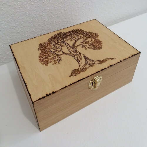 Boite gravée d'un arbre olivier thé huile essentielle bijoux pierre cristaux coffret dessin olivier