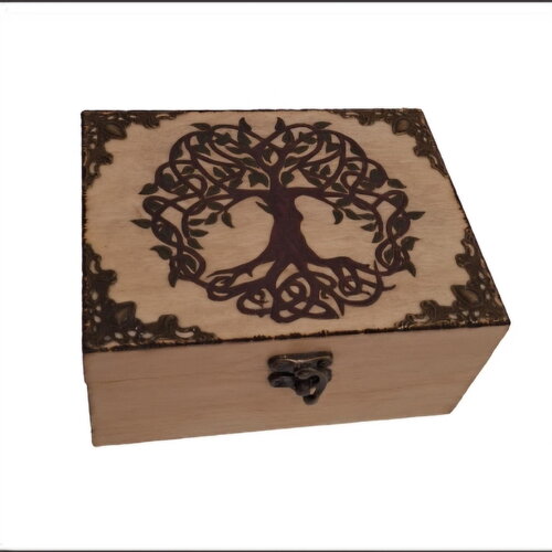 Boîte gravée d'un arbre de vie celtique type boite à thé bijoux pierres cristaux huile essentielles accessoires divers...