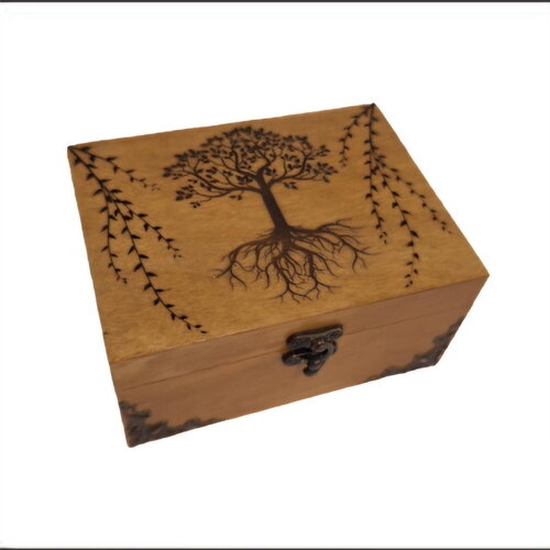 Boîte en bois gravée d'un arbre de vie celtique  branches à feuilles thé huile essentielle bijoux pierre cristaux laurelin et telperion