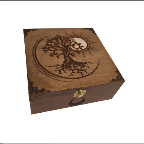 Boîte en bois gravée d'un arbre de vie celtique avec un soleil  pierres cristaux bijoux couture thé huiles essentielles