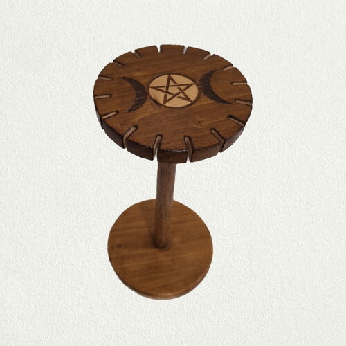 Présentoir rond en bois gravé symbole triple lune et pentacle, porte bijoux, colliers, pendules, pendentifs radiesthésie