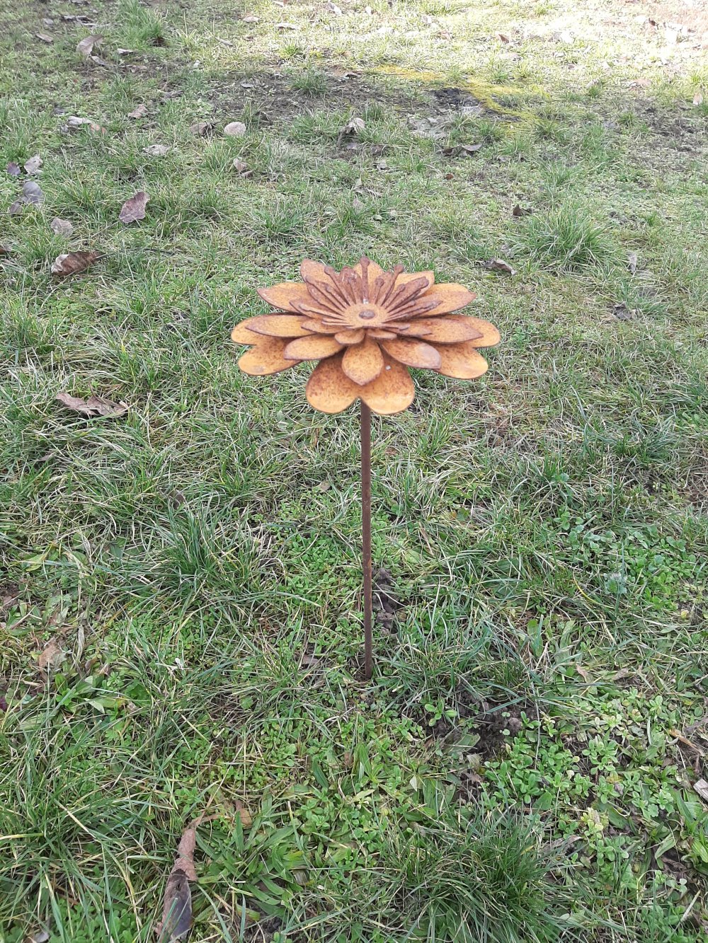 Fleur En Metal Rouille Diametre 20cm Un Grand Marche