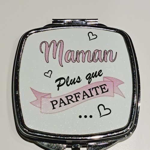 Miroir de poche en forme de cœur "maman plus que parfaite"