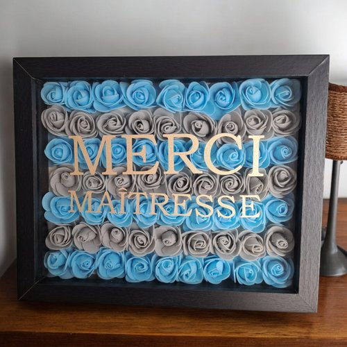 Joli cadre fleurs personnalisé "merci maîtresse"