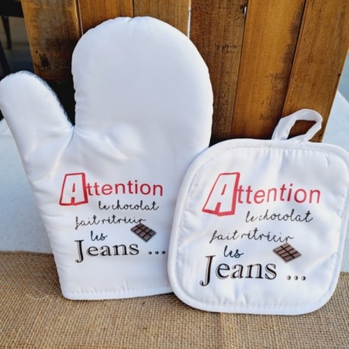 Duo gant & manique personnalisés "attention, le chocolat fait rétrécir les jeans"