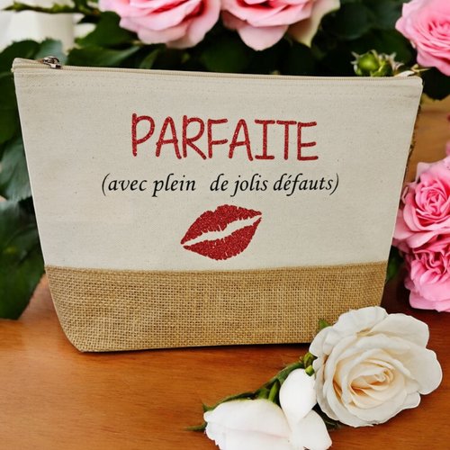 Trousse de toilette femme "parfaite (avec plein de jolis défauts)"