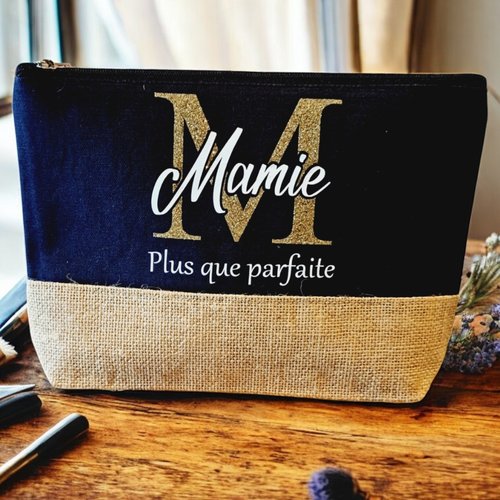 Trousse de toilette femme "mamie plus que parfaite"