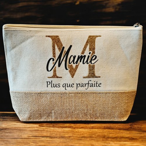 Trousse de toilette femme " mamie plus que parfaite"