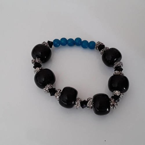 Bracelet de perles élégant noir argenté et turquoise
