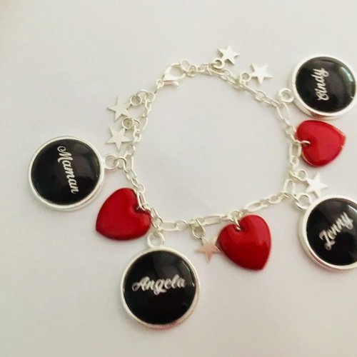Bracelet prenom personnalisé coeur rouge de 5 à 8 prénoms