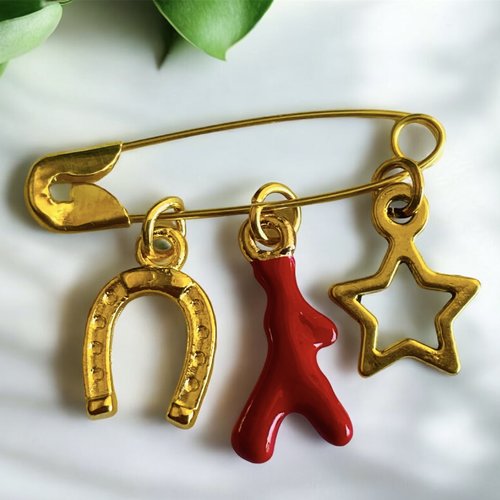 Broche ange, corne porte bonheur protection