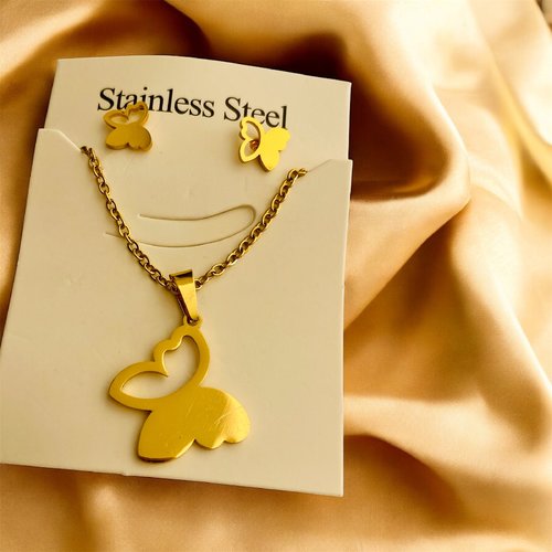 Ensemble collier et boucles d’oreille