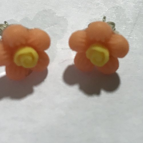 Boucles d oreille clou fleur 