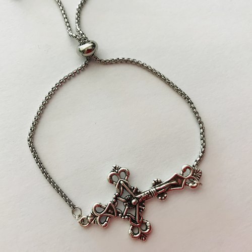 Bracelet réglable croix