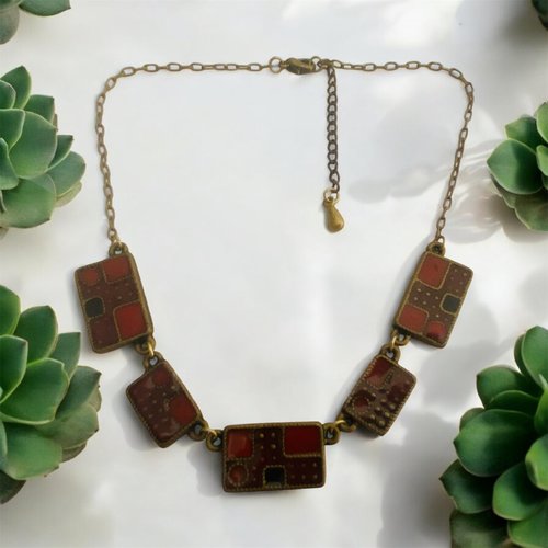 Collier ethnique