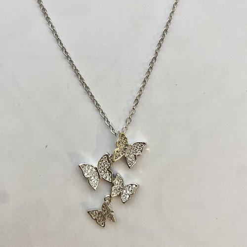 Collier papillons argentés