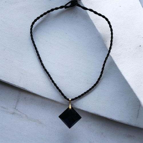 Collier total noir