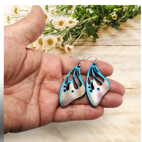 Boucles d'oreilles ailes de papillons en bois peintes à la main