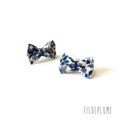 Puces d’oreilles noeud