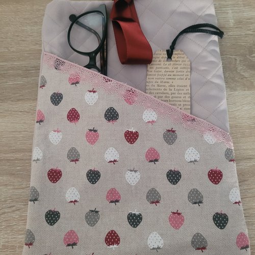 Pochette à livre