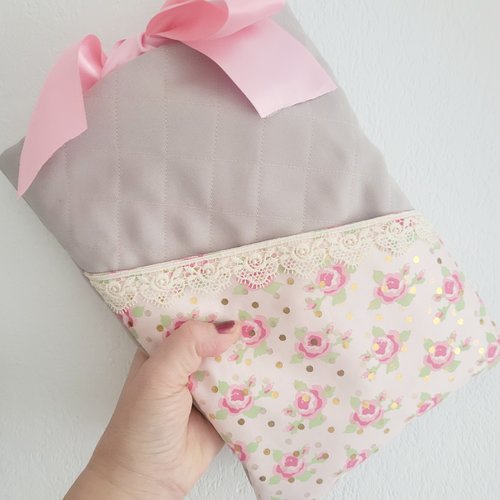 Pochette à livre