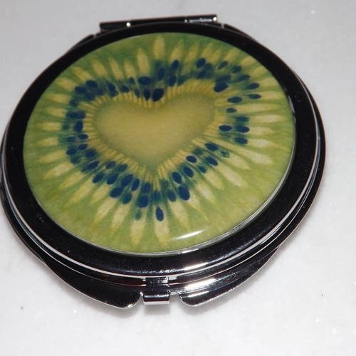 Miroir de poche cabochon,miroir coeur de kiwi ,personnalisable 