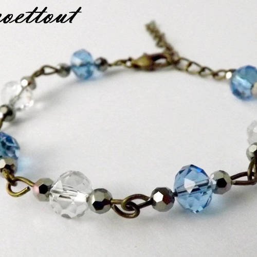 Super bracelet "cristal d azur" , en perle de cristal ton bleu 