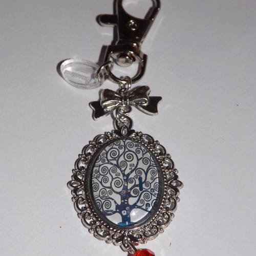 Porte clef, bijou de sac,cabochon en verre, arbre de vie ,klimt ,perle cristal rouge 