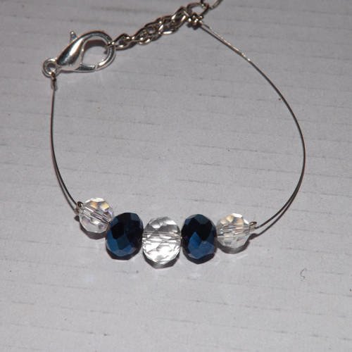 Charmant bracelet de mariage ou soirée "blue night" cristal transparent possibilité autre couleur selon stock, idéal 