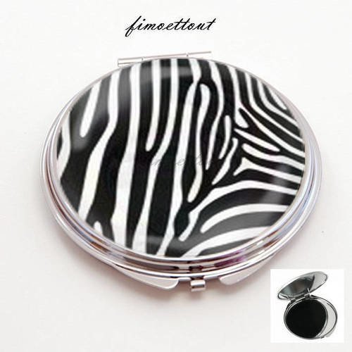 Miroir de poche refermable , cabochon resine peau de bete zebre 