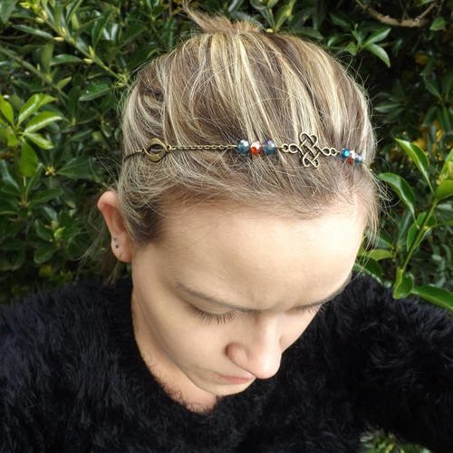 Jolie headband bijoux de cheveux, accessoire vintage,headband celtique , perle cristal orange et bleu 