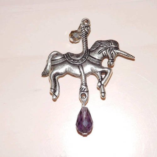 Broche aimant, magnet,cheval caroussel 
