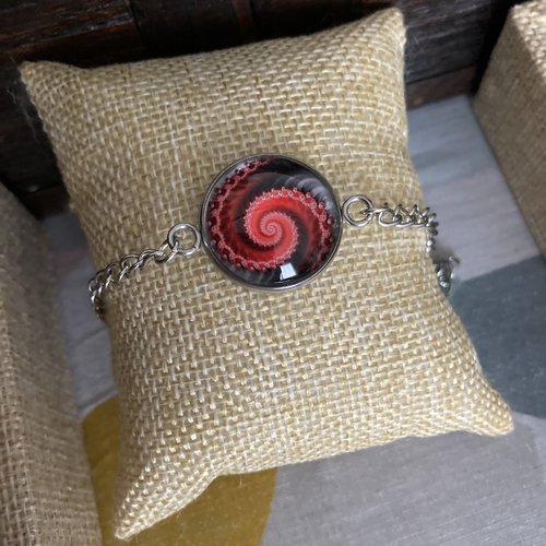 Bracelet réglable cabochon spirale rouge et dégradé de gris noir