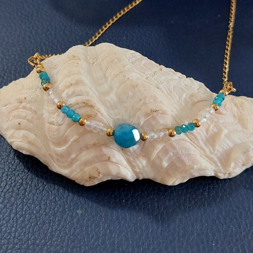 Collier en cristal et apatite