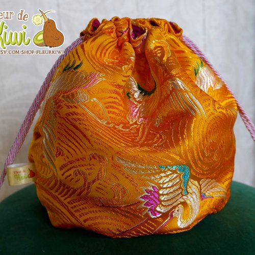 Pochon sac bourse - tissu japonais - grues sur fond jaune doré, cadeau fête des mères