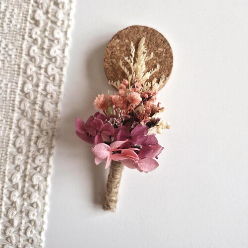 Boutonnière en fleurs séchées stabilisées esmee, mariage bohème et champêtre, accessoire pour mariage, cadeau pour témoin de mariage