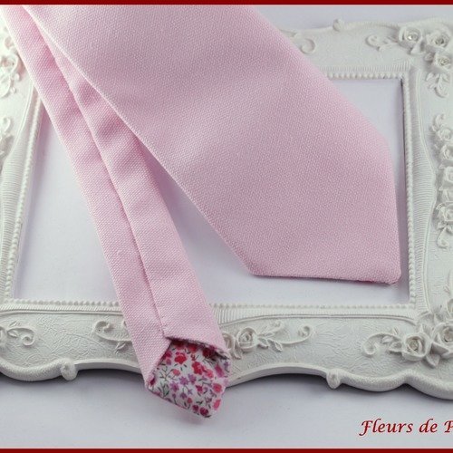 Cravate unie rose - homme