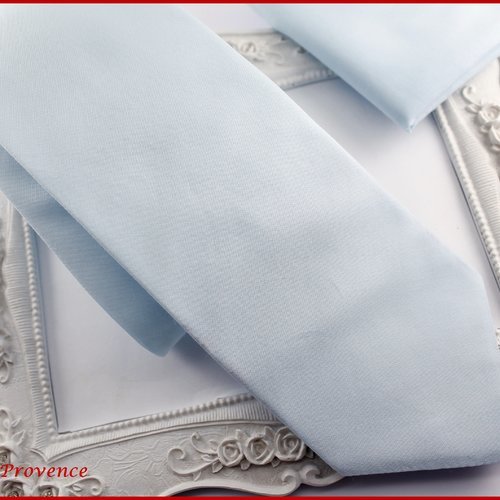 Set cravate et pochette costume  unie bleu poudré - homme