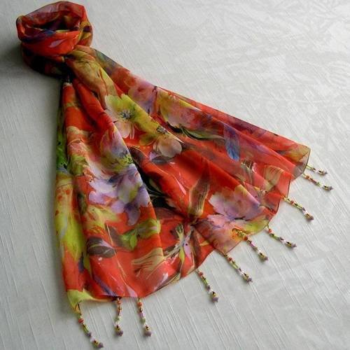 Foulard décoré de perles, écharpe légère, accessoires femme, cadeau,  orange et multicolore, motif fleurs 142