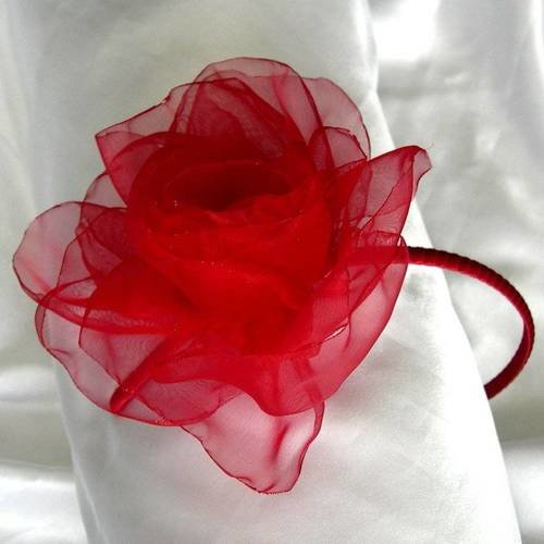 Serre-tête fleur, rose rouge en organza, accessoires coiffure, mariage, ceremonie, cadeau