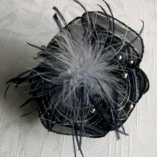 Barette fleur en tissu, plumes et perles, accessoires coiffure, mariage,cadeau, noir et gris, 081-082