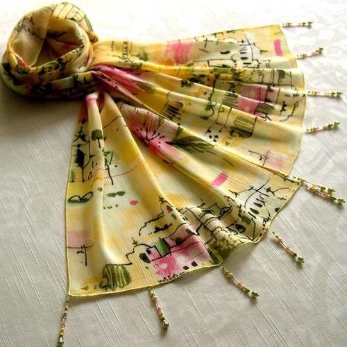 Foulard décoré de perles, écharpe légère,accessoires femme, cadeau, jaune, rose, vert, motif printanier, 010