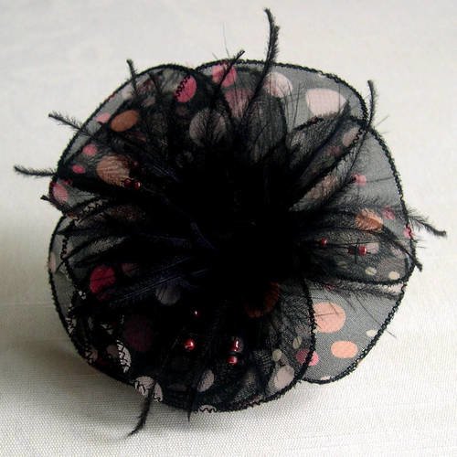Barette fleur en tissu, plumes et perles, accessoires coiffure, mariage, fête, cadeau, noir et rose