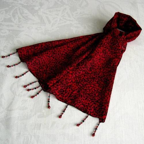 Foulard décoré de perles, écharpe légère, accessoires femme, cadeau, rouge et noir, motif roses, 016