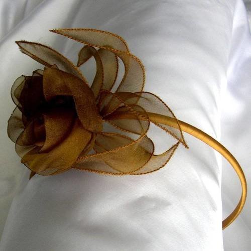 Serre-tête fleur, boutons de rose en organza jaune, accessoires coiffure, mariage, fête, ceremonie, cadeau