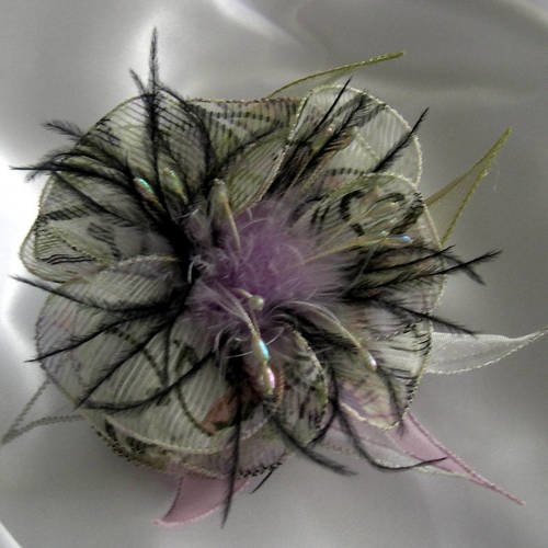 Broche fleur en tissu, organza, plumes et perles, accessoires femme, mariage, cadeau, mauve, vert et noir, 127